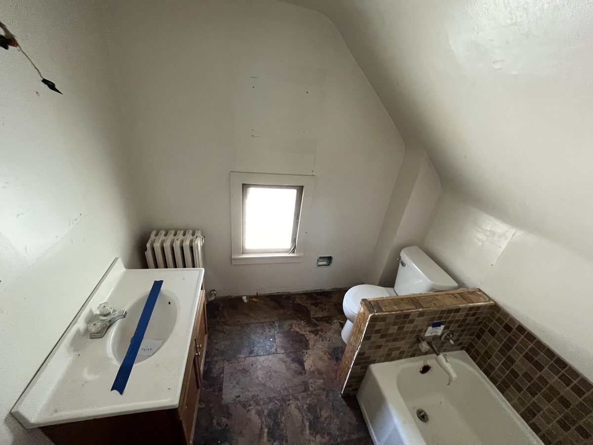 Before: Second bathroom — Roosevelt Ave San Jose CA