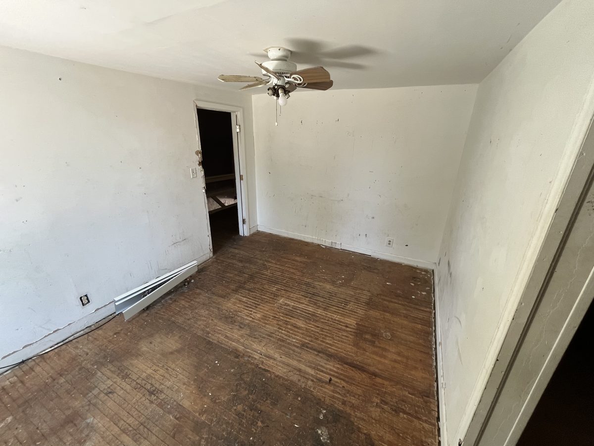 Before: Main room — Roosevelt Ave San Jose CA