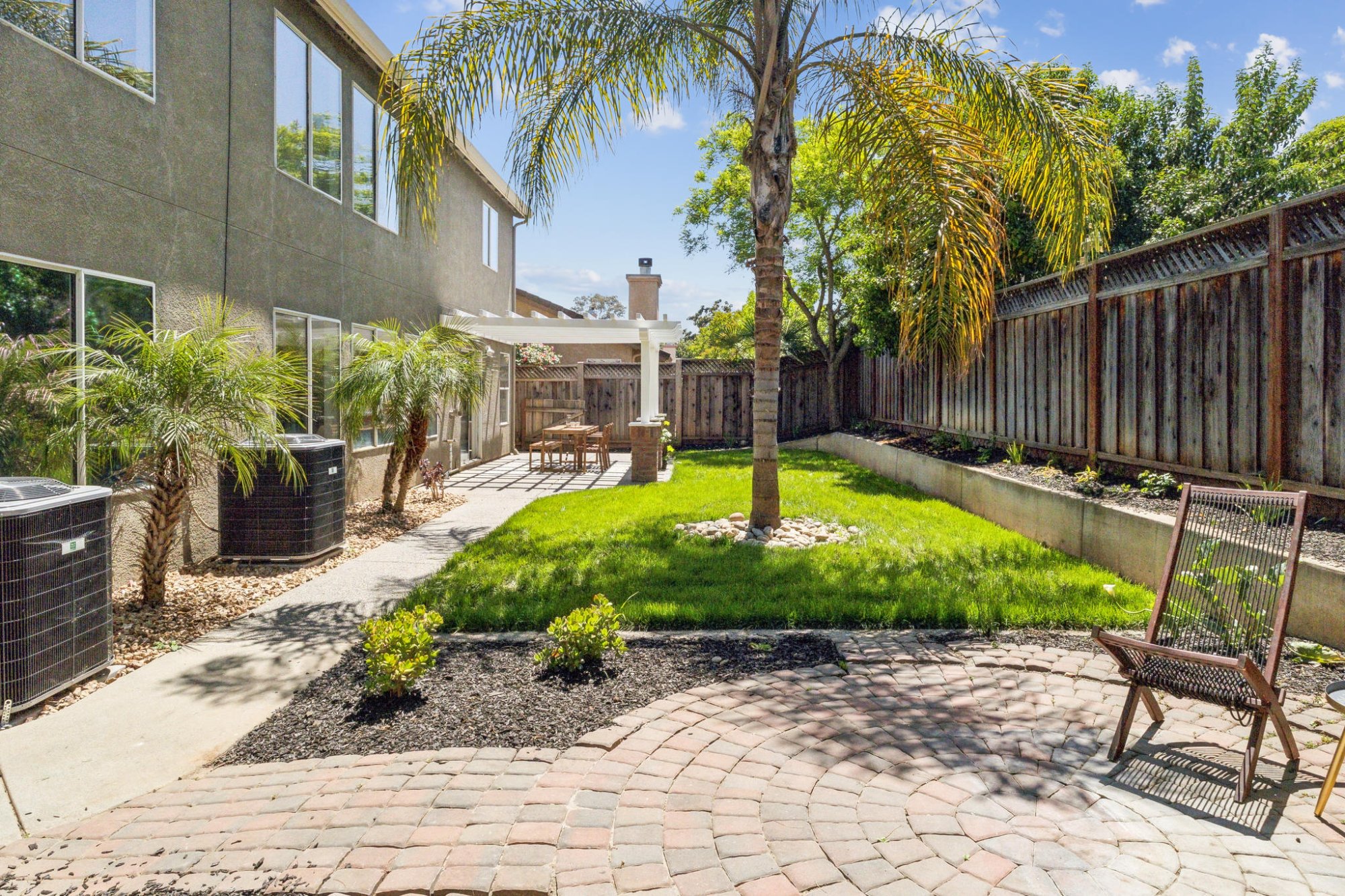 After: The Garlic House