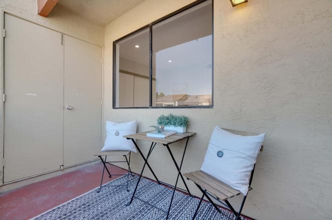 After: Balcony — Pack Rat Condo, Fremont CA